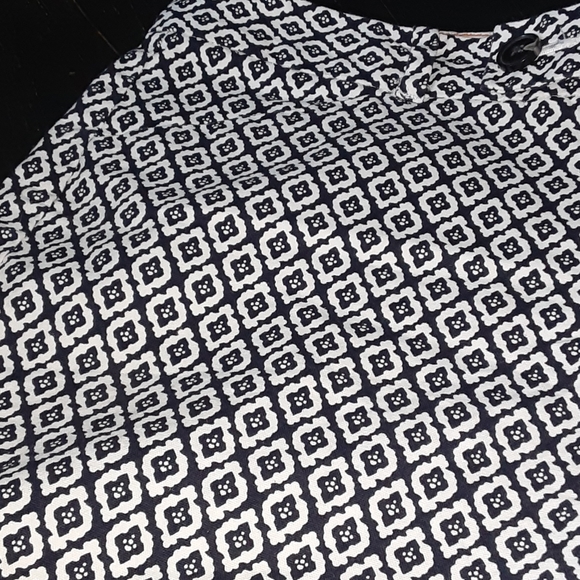 Gorgeous black white shorts - Picture 2 of 3